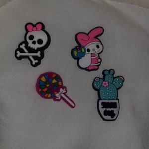 Bunny: set of 4 croc charms